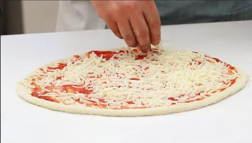 Receta de una Deliciosa pizza con KitchenAid