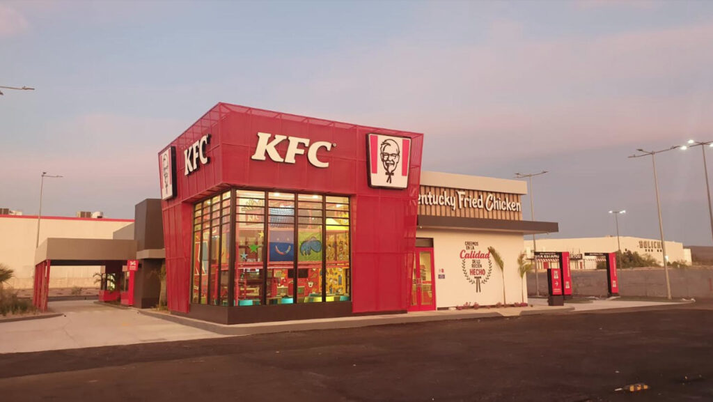 KFC inaugura su restaurante número 500
